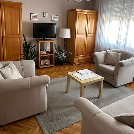 Apartman Rada Pirot Exterior foto